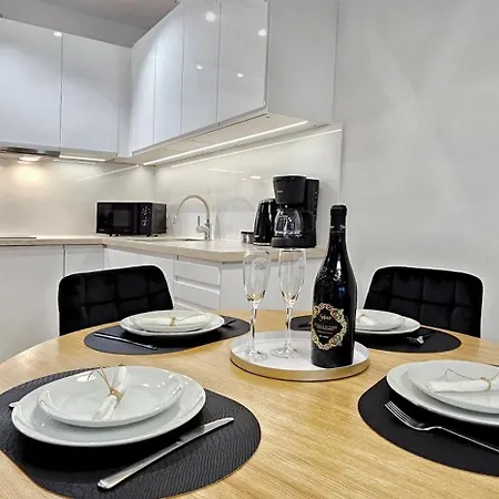 Holidayhomepl Baltic Waves A320 Balkon, Sauna, Basen, Gym Gratis Apartment Misdroy