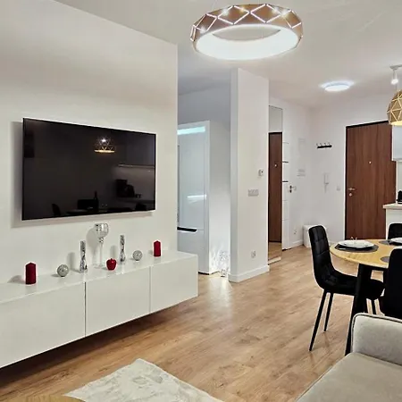 Holidayhomepl Baltic Waves A320 Balkon, Sauna, Basen, Gym Gratis דירה